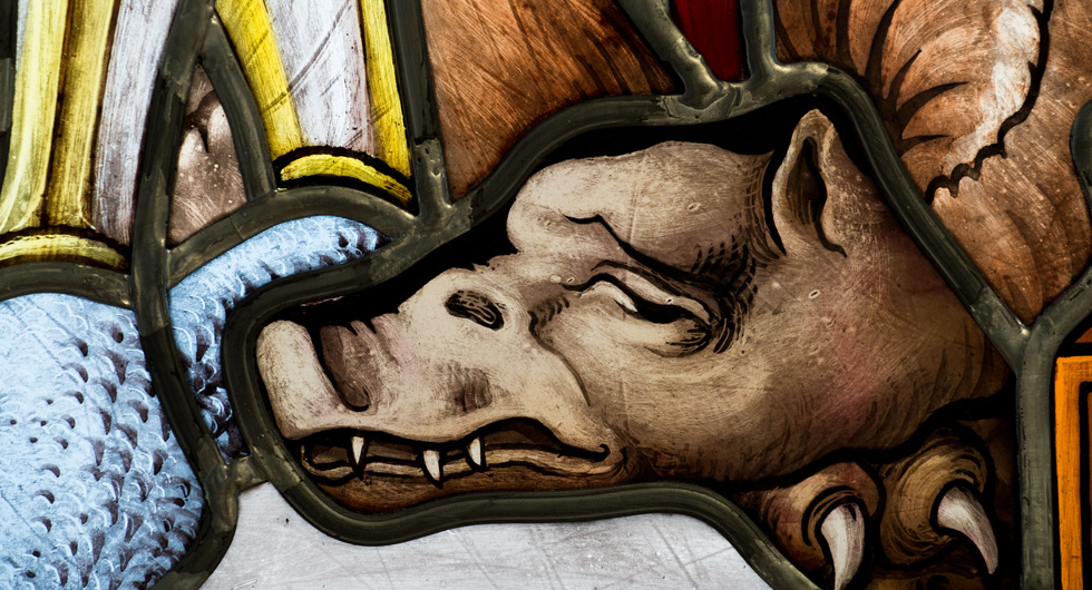 Detailansicht der hochwertigen Glasmalerei auf Echtantikglas Motiv Drache, Bleiverglasung